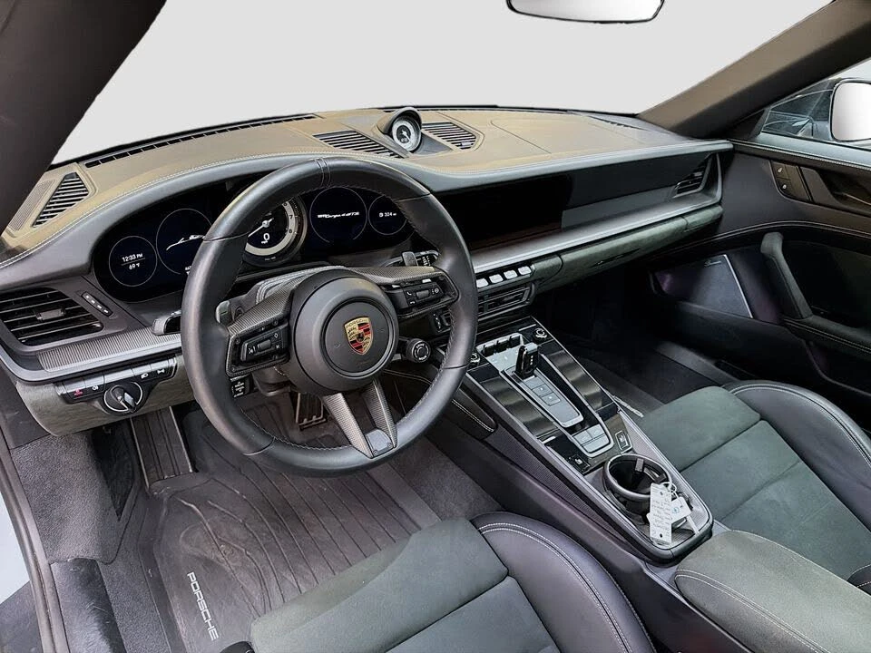 2024 Porsche 992 Targa 4 GTS - Image 4 of 31