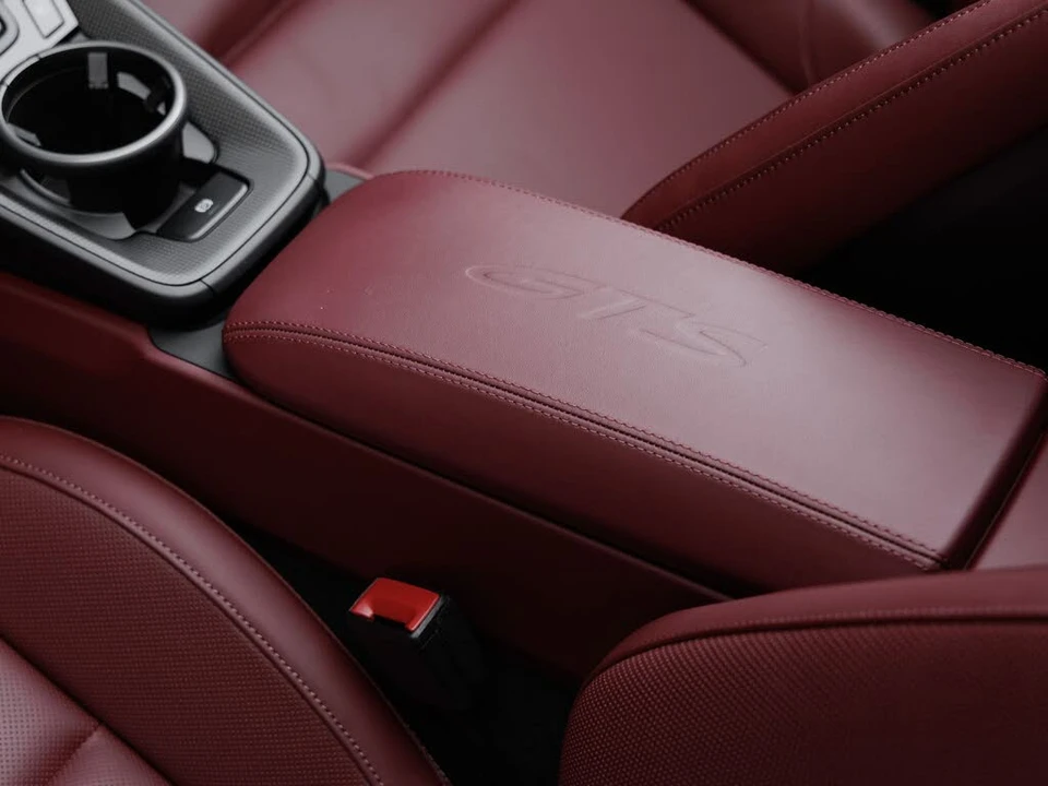 2024 Porsche 992 Targa 4 GTS - Image 28 of 31