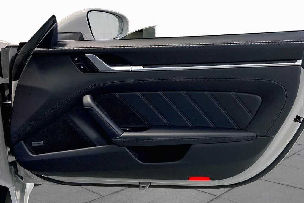 2024 Porsche 992 Targa 4 GTS - Image 22 of 31