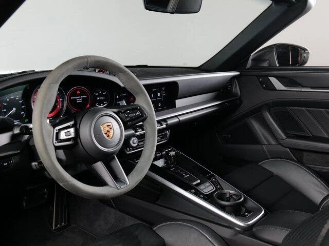 2024 Porsche 992 Targa 4 GTS - Image 4 of 7