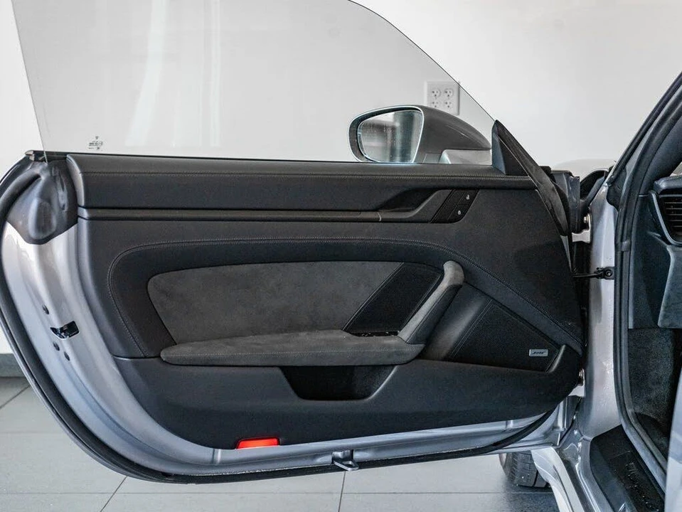 2024 Porsche 992 Targa 4 GTS - Image 11 of 30