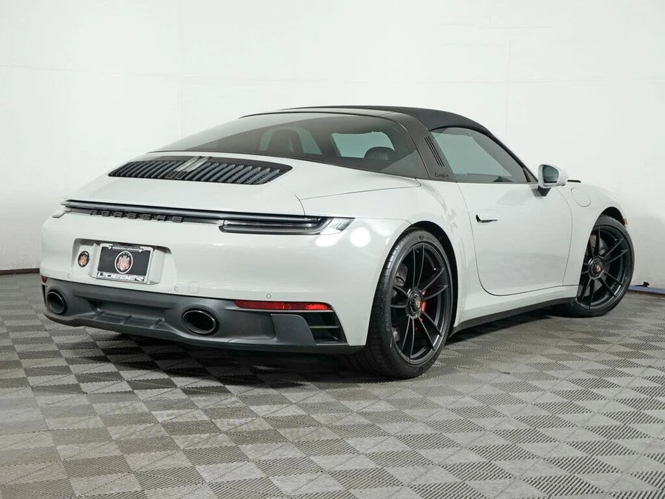 2024 Porsche 992 Targa 4 GTS - Image 14 of 31