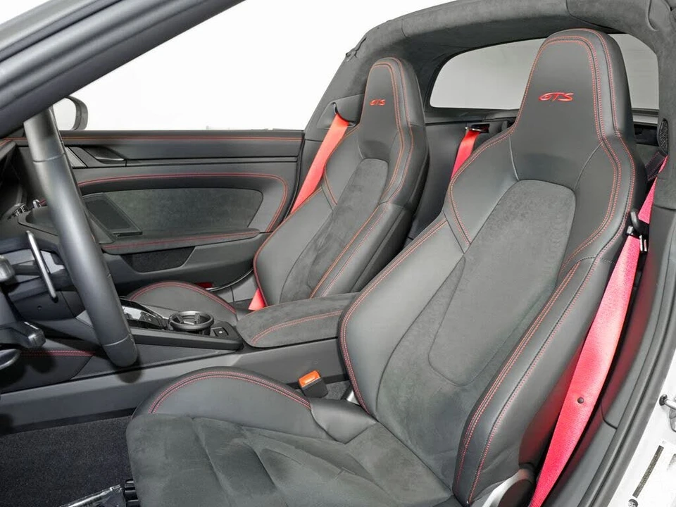 2024 Porsche 992 Targa 4 GTS - Image 5 of 31