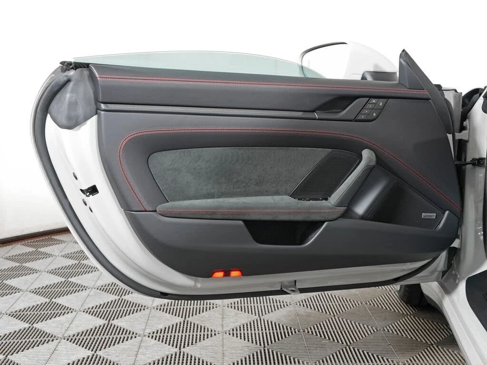 2024 Porsche 992 Targa 4 GTS - Image 25 of 31
