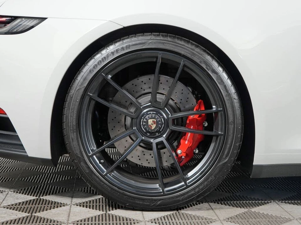 2024 Porsche 992 Targa 4 GTS - Image 22 of 31