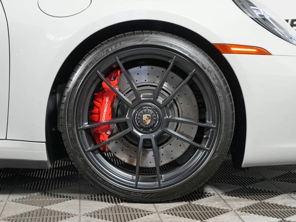 2024 Porsche 992 Targa 4 GTS - Image 23 of 31