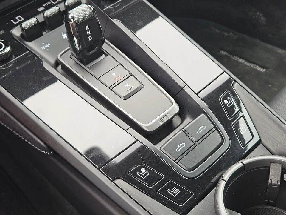 2024 Porsche 992 Targa 4 GTS - Image 21 of 31