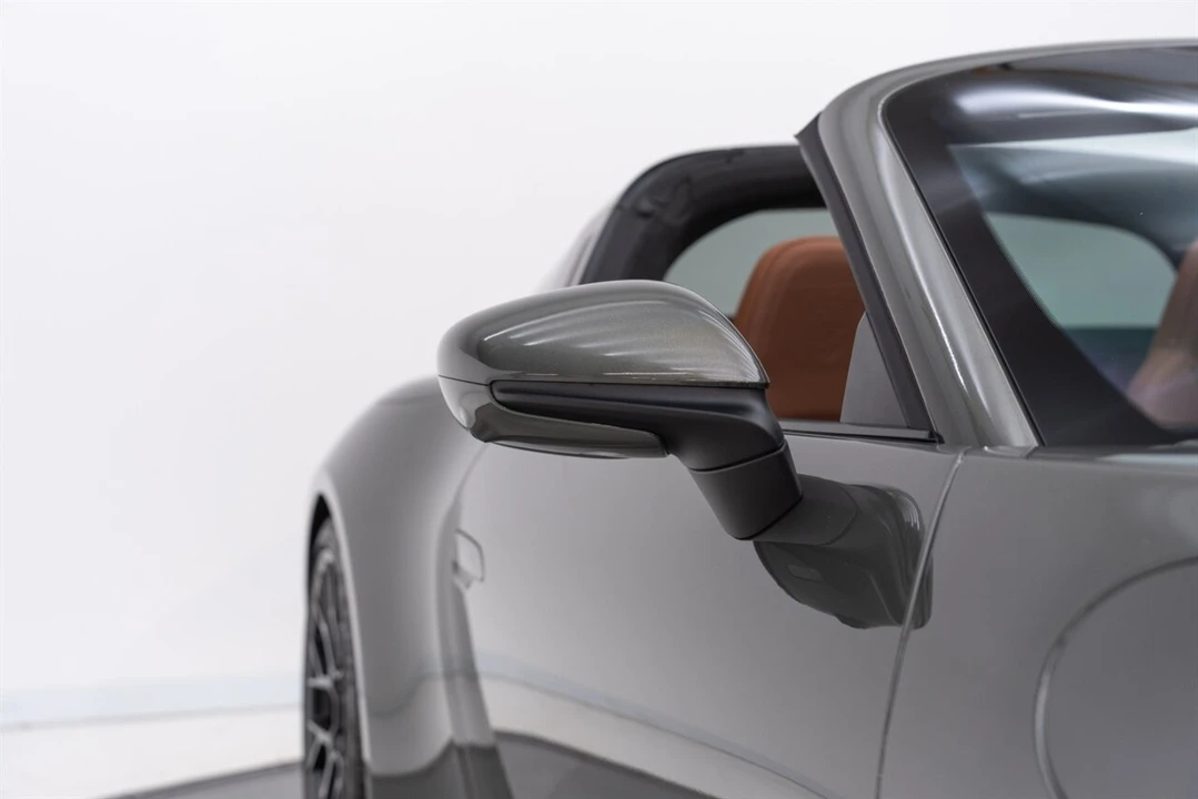 2024 Porsche 992 Targa 4 GTS - Image 27 of 31