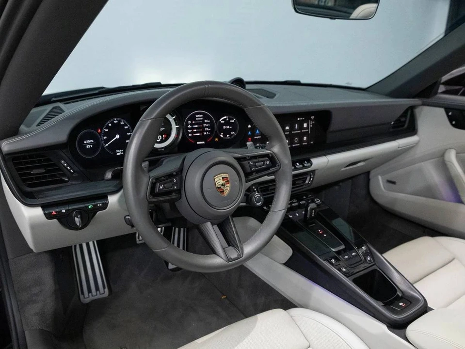 2024 Porsche 992 Targa 4 GTS - Image 4 of 4