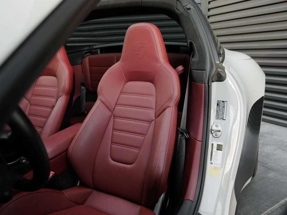 2024 Porsche 992 Targa 4 GTS - Image 5 of 5