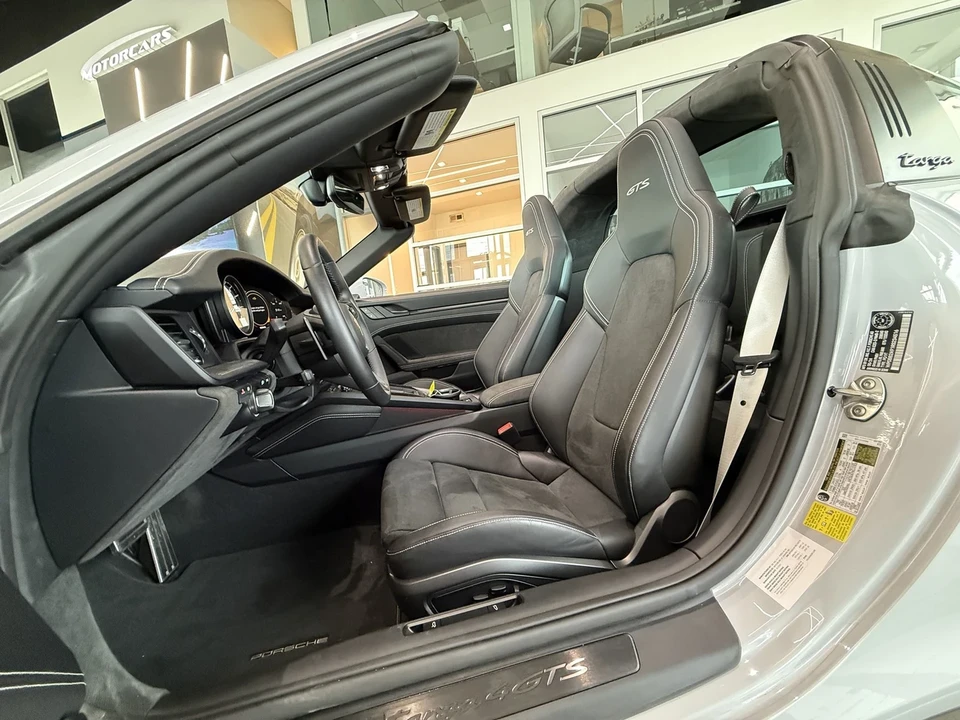 2024 Porsche 992 Carrera GTS - Image 19 of 21