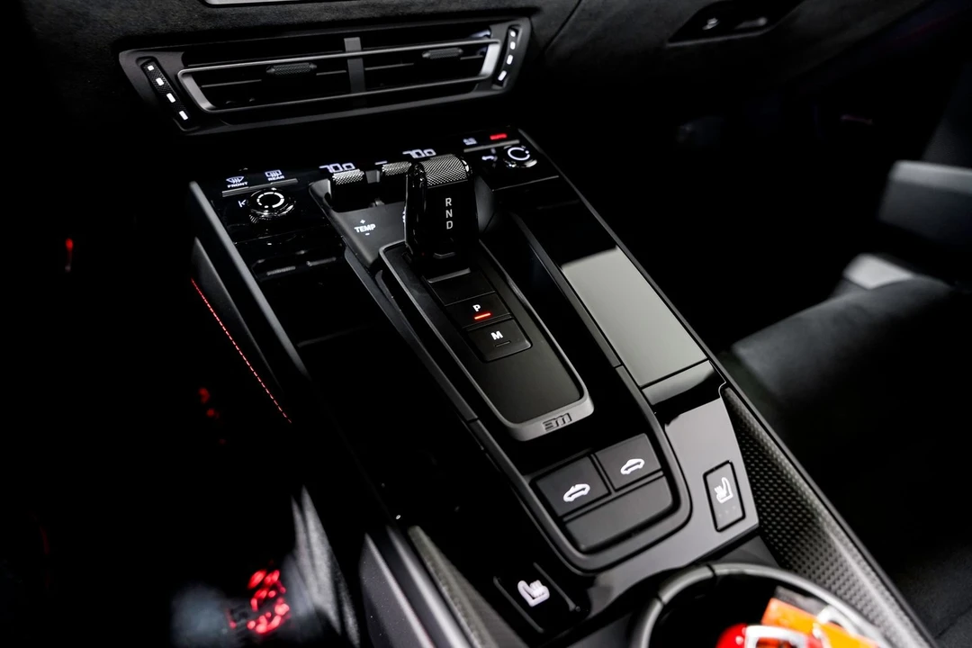 2024 Porsche 992 Targa 4 GTS - Image 18 of 31