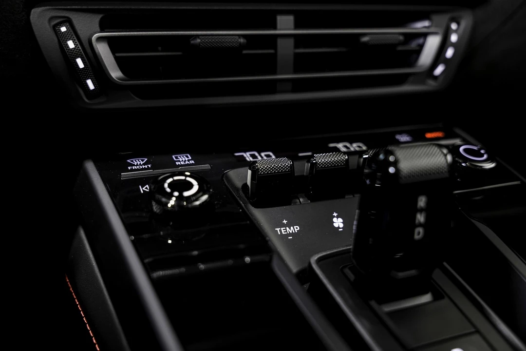 2024 Porsche 992 Targa 4 GTS - Image 17 of 21