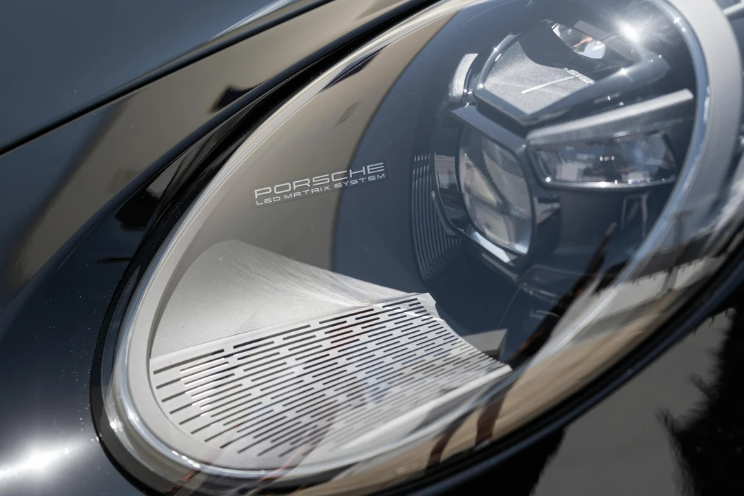 2024 Porsche 992 Targa 4 GTS - Image 27 of 31