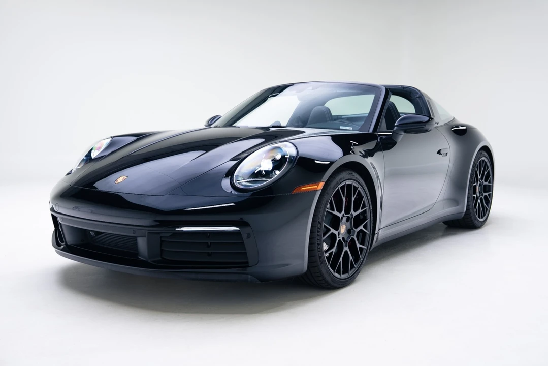 2024 Porsche 992 Targa 4 & 4S - Image 7 of 21