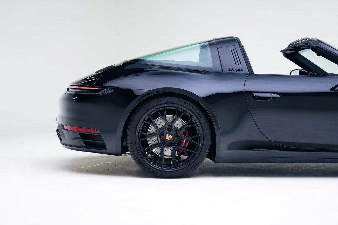 2024 Porsche 992 Targa 4 & 4S - Image 20 of 21