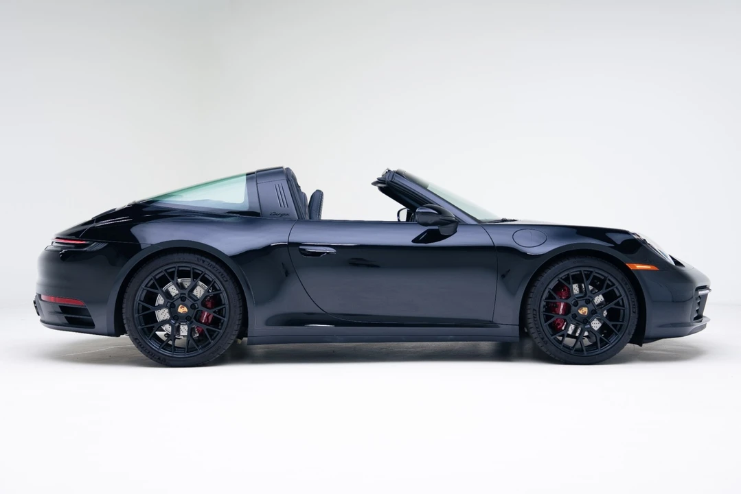 2024 Porsche 992 Targa 4 & 4S - Image 3 of 21