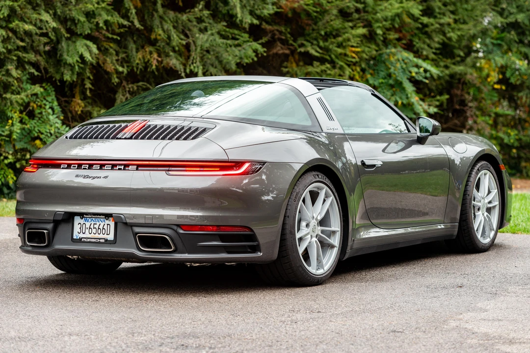 2024 Porsche 992 Targa 4 & 4S - Image 14 of 31