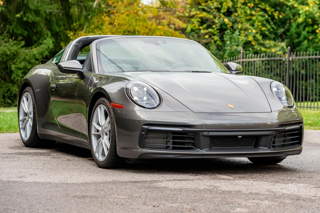 2024 Porsche 992 Targa 4 & 4S - Image 18 of 31