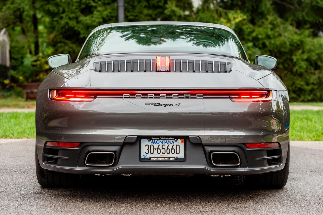 2024 Porsche 992 Targa 4 & 4S - Image 11 of 31