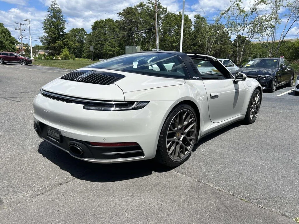 2024 Porsche 992 Targa 4 & 4S - Image 3 of 31