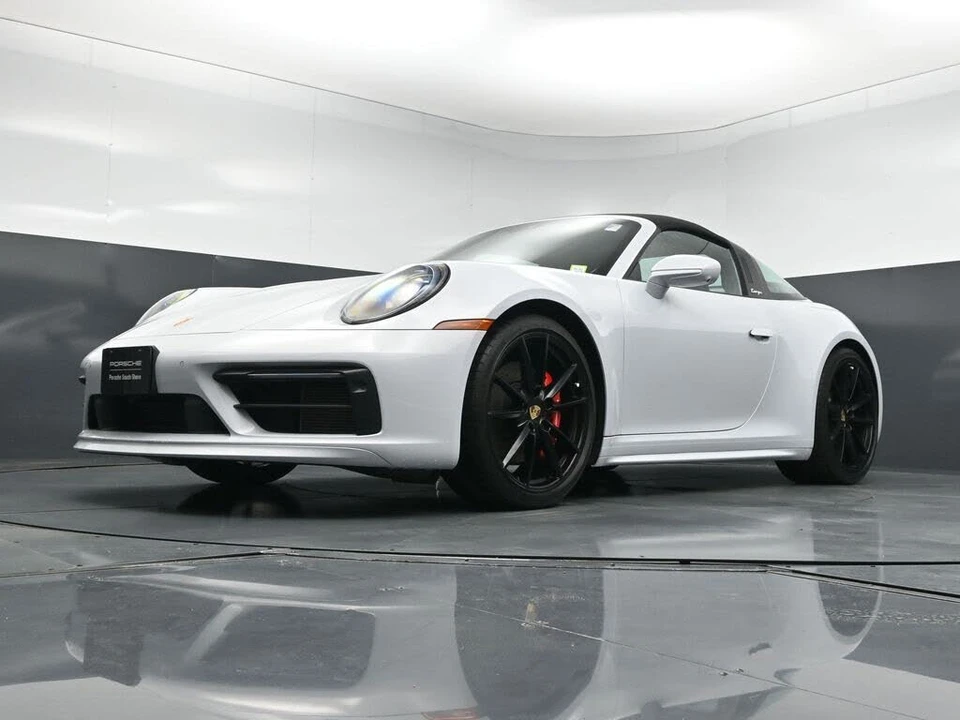 2024 Porsche 992 Targa 4 & 4S - Image 20 of 31