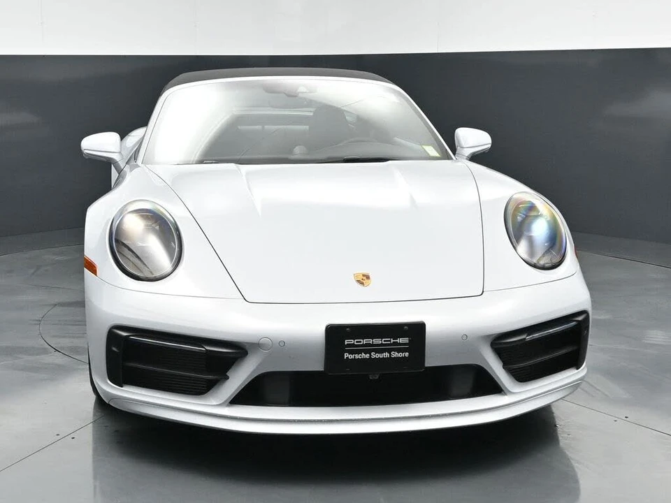 2024 Porsche 992 Targa 4 & 4S - Image 11 of 31