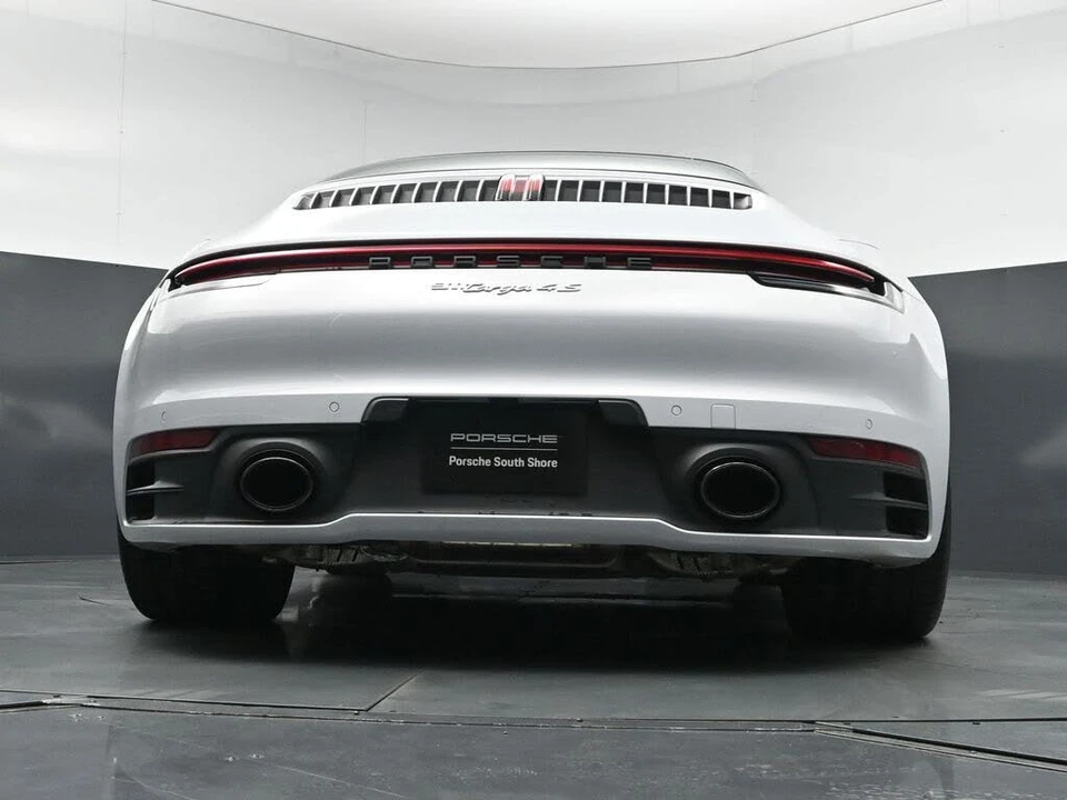 2024 Porsche 992 Targa 4 & 4S - Image 23 of 31