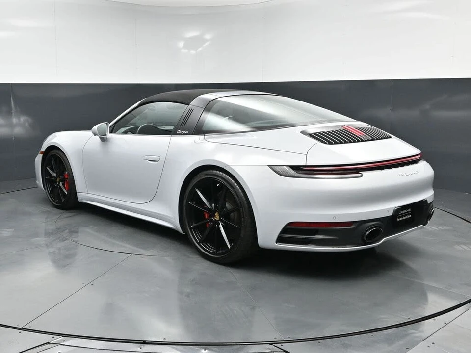 2024 Porsche 992 Targa 4 & 4S - Image 3 of 31