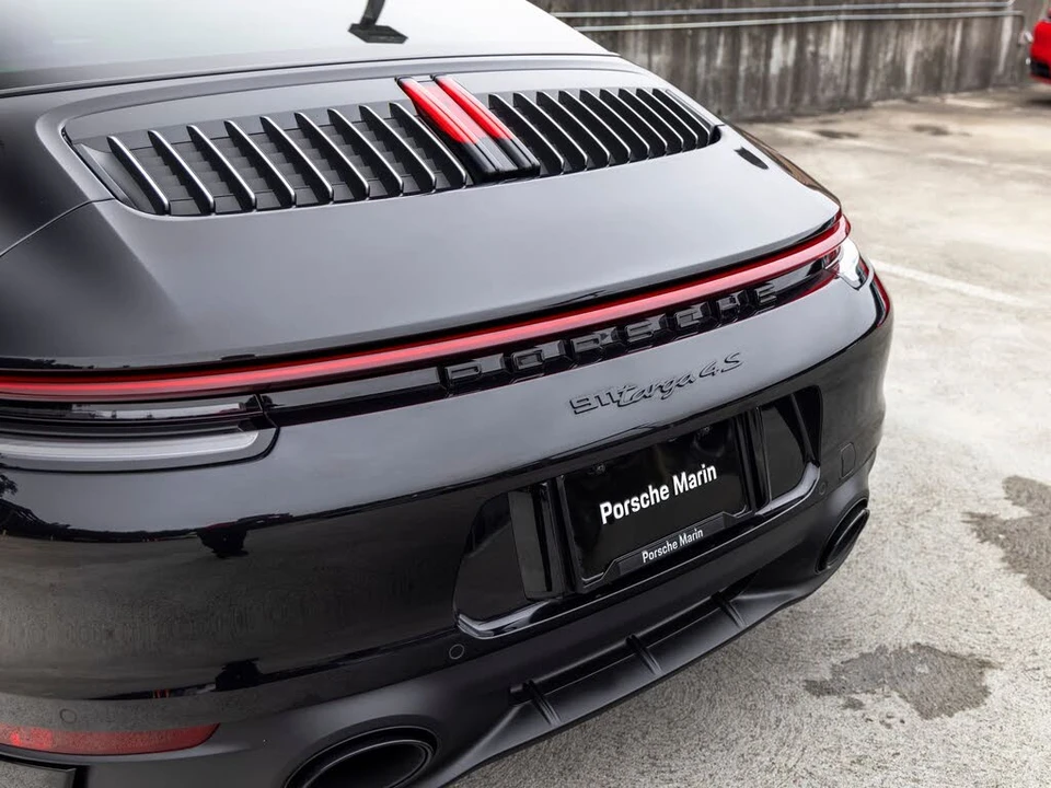 2024 Porsche 992 Targa 4 & 4S - Image 22 of 31