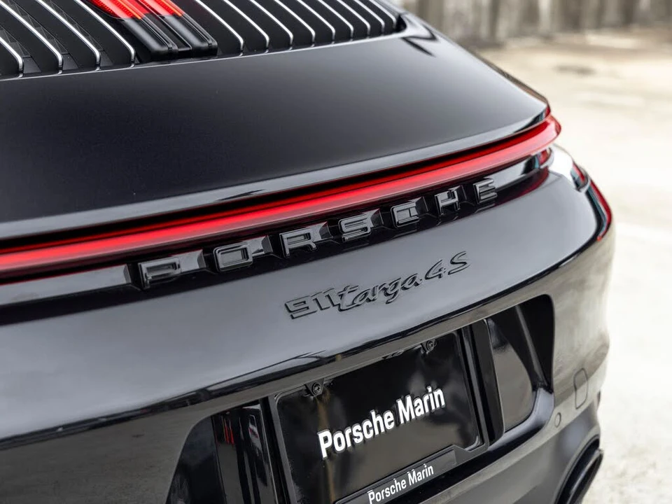2024 Porsche 992 Targa 4 & 4S - Image 23 of 31