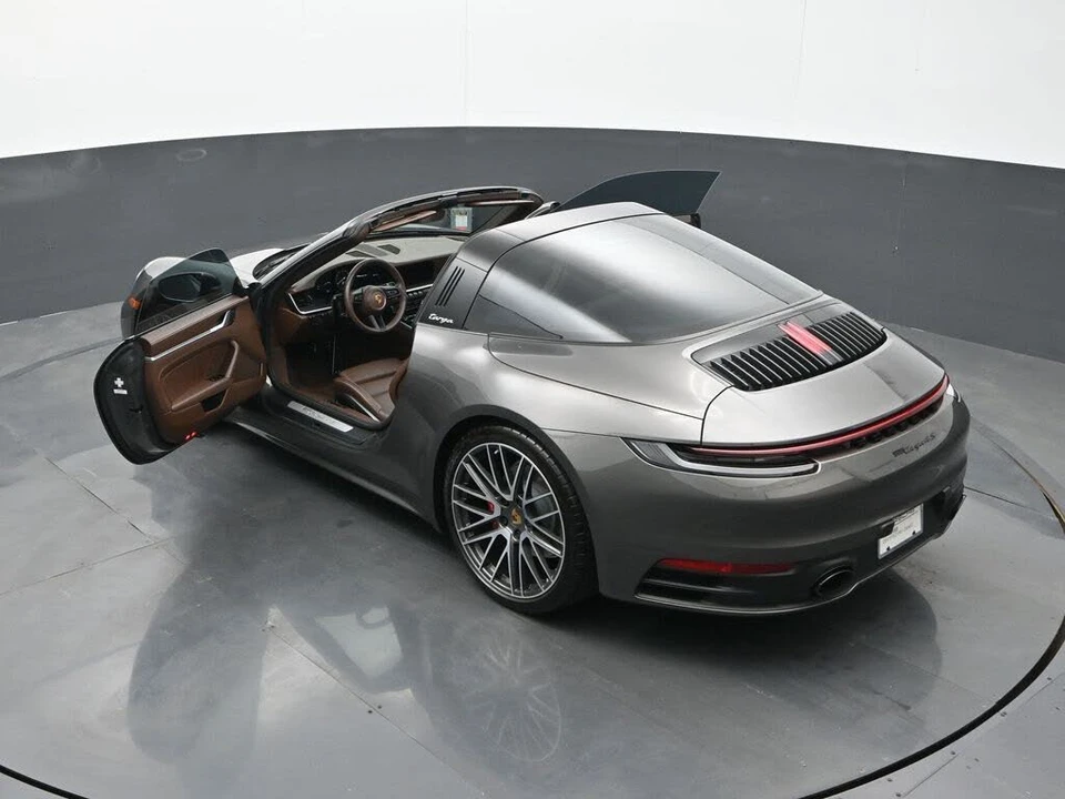 2024 Porsche 992 Targa 4 & 4S - Image 24 of 29