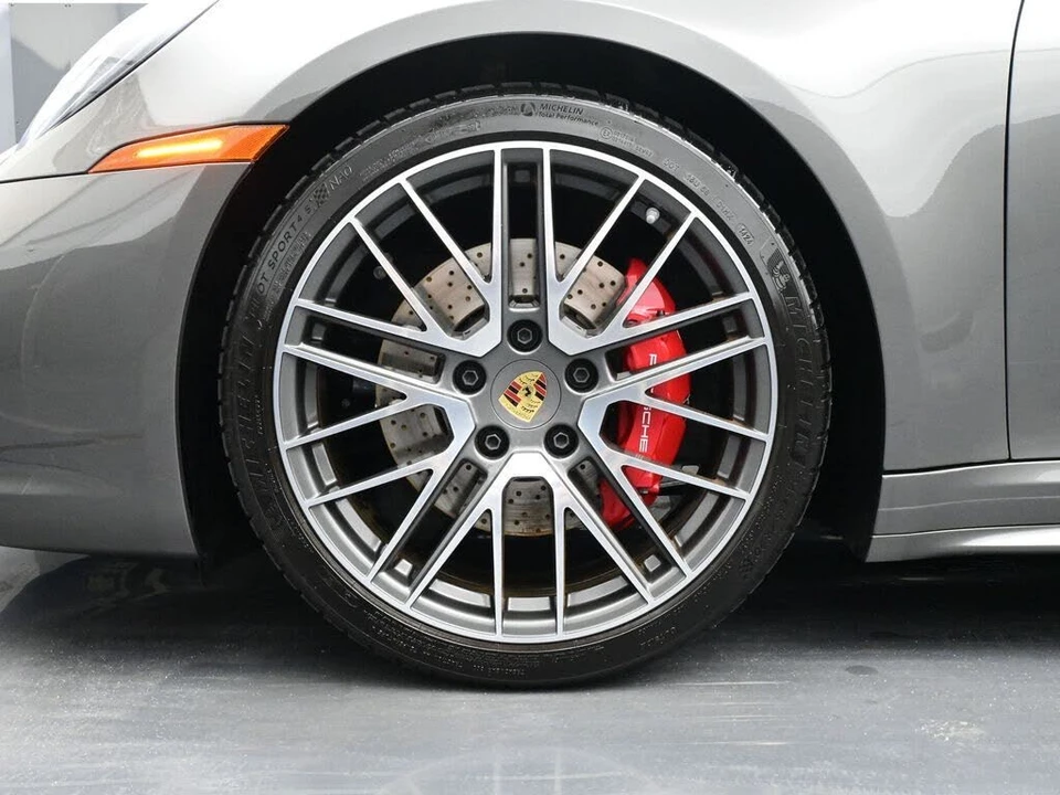 2024 Porsche 992 Targa 4 & 4S - Image 6 of 29