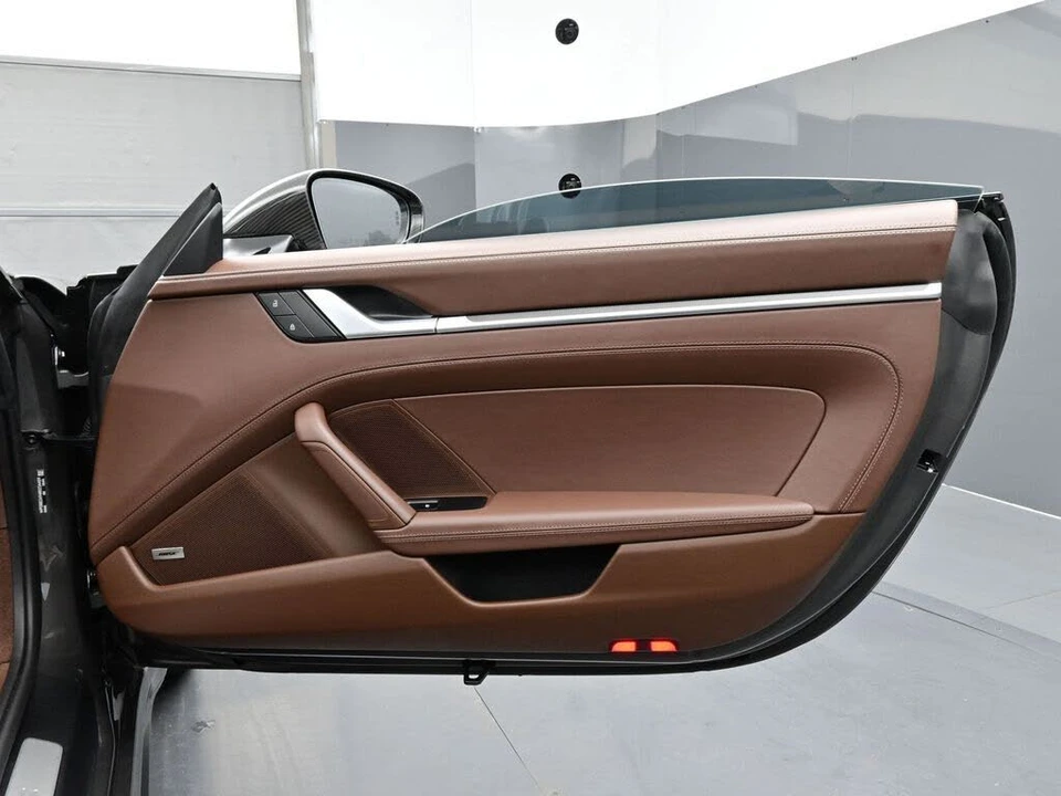 2024 Porsche 992 Targa 4 & 4S - Image 15 of 29