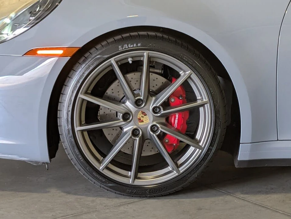 2024 Porsche 992 Targa 4 & 4S - Image 15 of 31