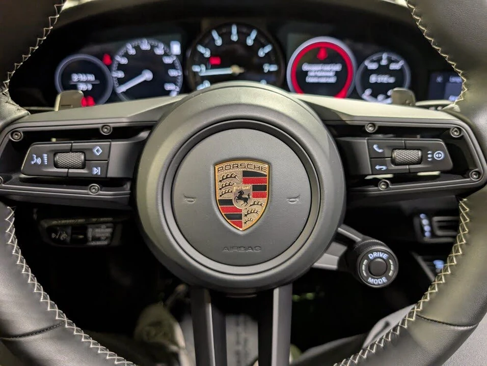 2024 Porsche 992 Targa 4 & 4S - Image 29 of 31