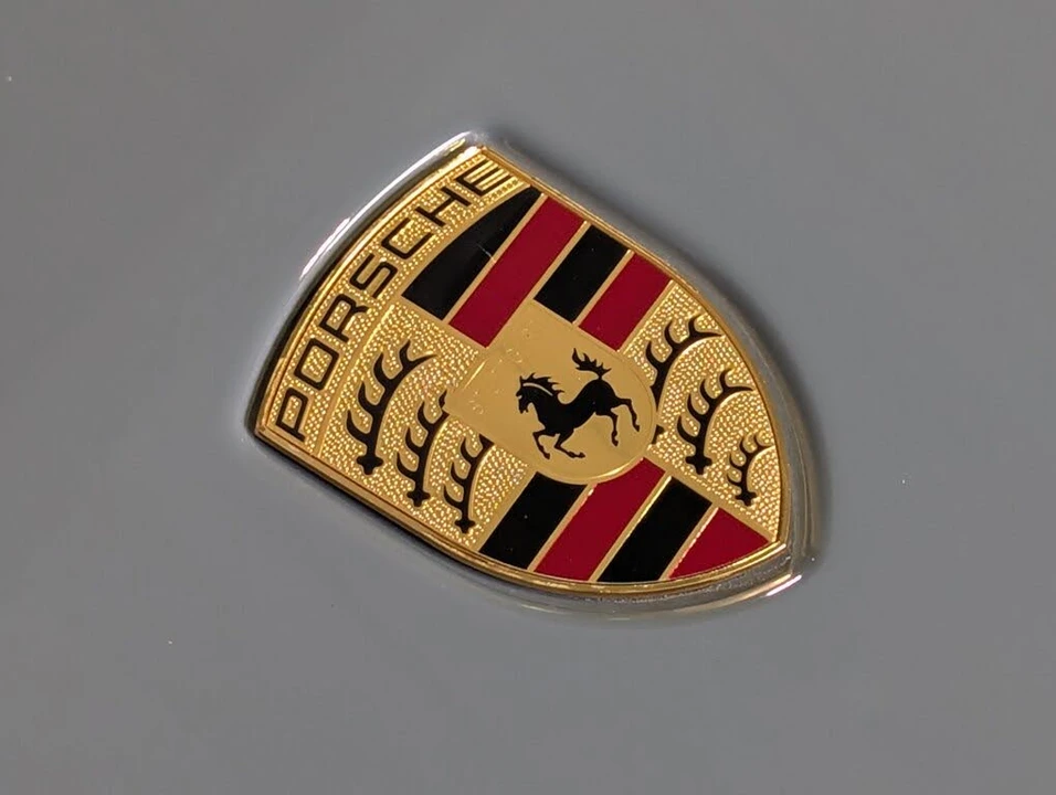 2024 Porsche 992 Targa 4 & 4S - Image 16 of 31