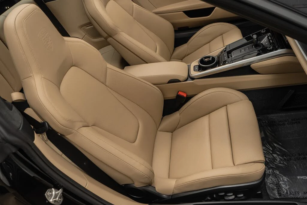 2024 Porsche 992 Targa 4 & 4S - Image 24 of 31