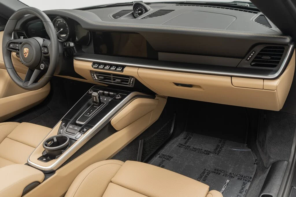 2024 Porsche 992 Targa 4 & 4S - Image 14 of 31