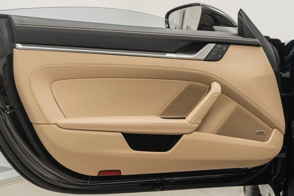 2024 Porsche 992 Targa 4 & 4S - Image 29 of 31