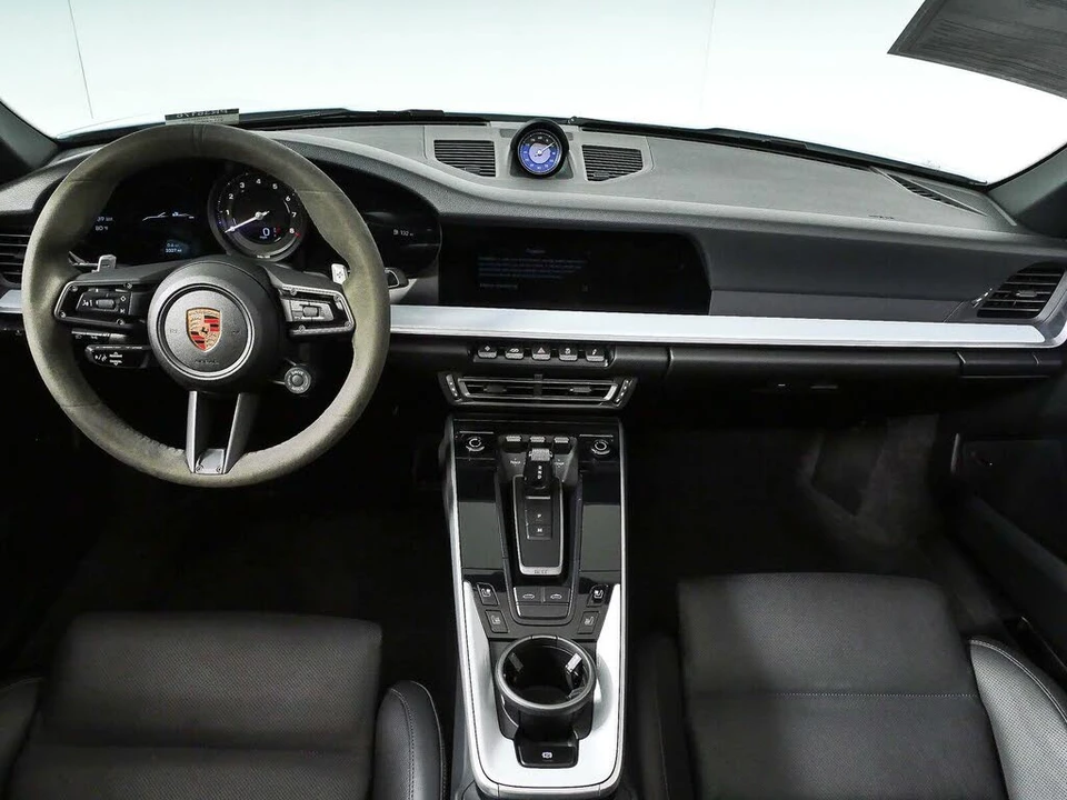 2024 Porsche 992 Targa 4 & 4S - Image 19 of 31