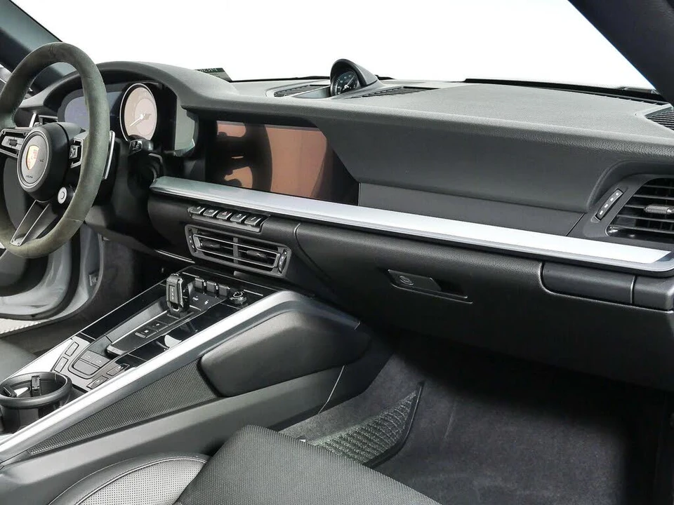 2024 Porsche 992 Targa 4 & 4S - Image 23 of 31