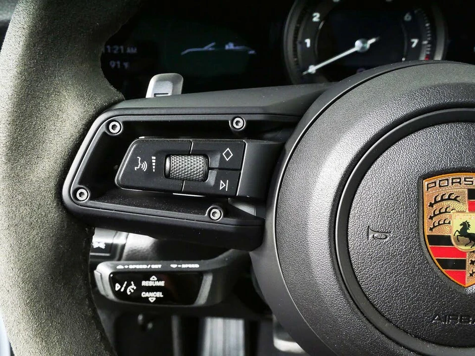 2024 Porsche 992 Targa 4 & 4S - Image 10 of 31