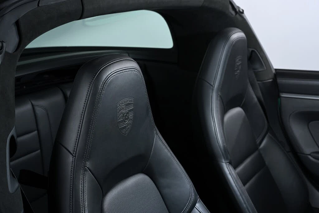 2024 Porsche 992 Targa 4 & 4S - Image 19 of 31