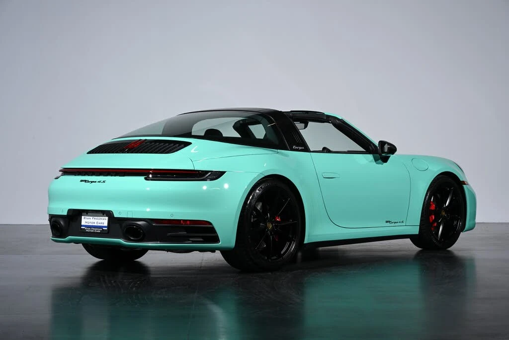 2024 Porsche 992 Targa 4 & 4S - Image 10 of 31