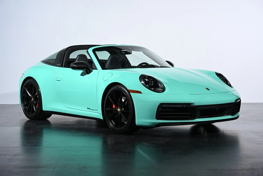 2024 Porsche 992 Targa 4 & 4S - Image 9 of 31