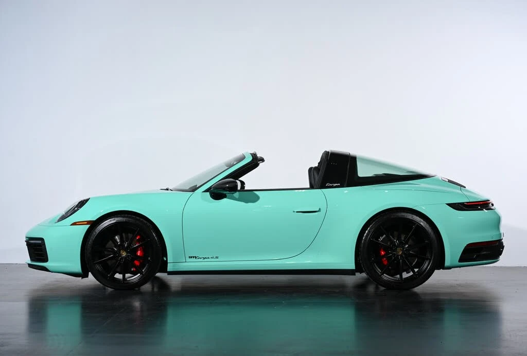 2024 Porsche 992 Targa 4 & 4S - Image 13 of 31
