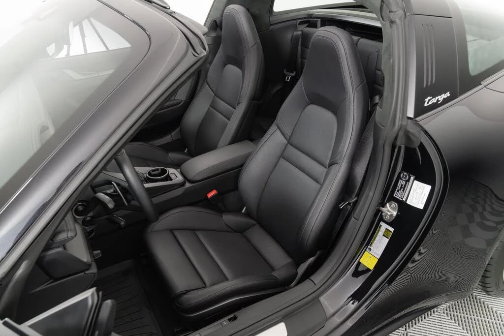 2024 Porsche 992 Targa 4 & 4S - Image 6 of 31