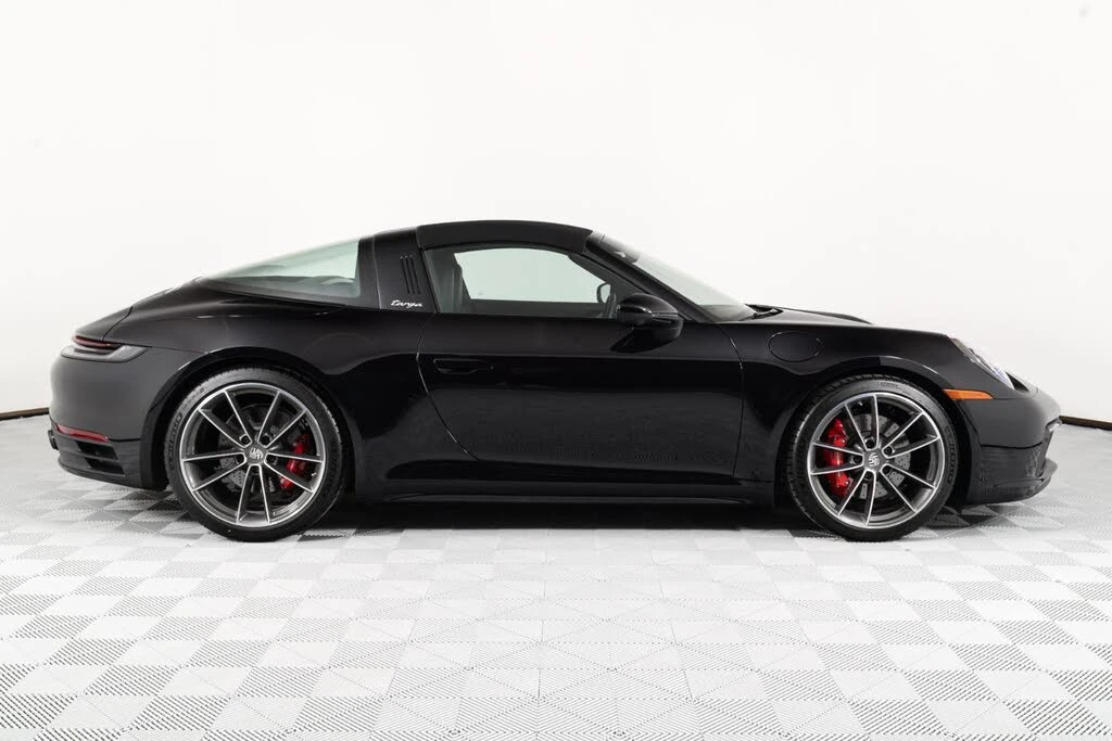 2024 Porsche 992 Targa 4 & 4S - Image 18 of 31