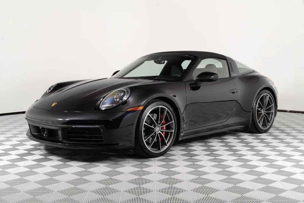 2024 Porsche 992 Targa 4 & 4S - Image 3 of 31